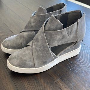 Size 11 Grey wedge sneaker